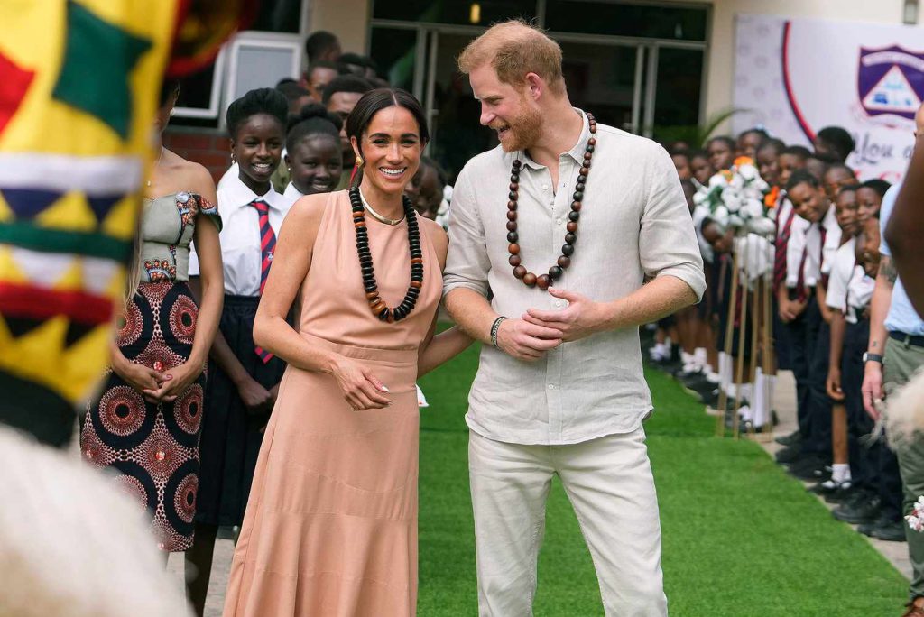 Meghan Markle and Prince Harry emerge in Nigeria with an important message for children: “There’s no need to endure in silence.”